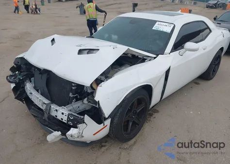 2016 Dodge Challenger Sxt из США, поврежденный, VIN 2C3CDZAGXGH142903